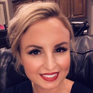 Meet your Posher, Aimee